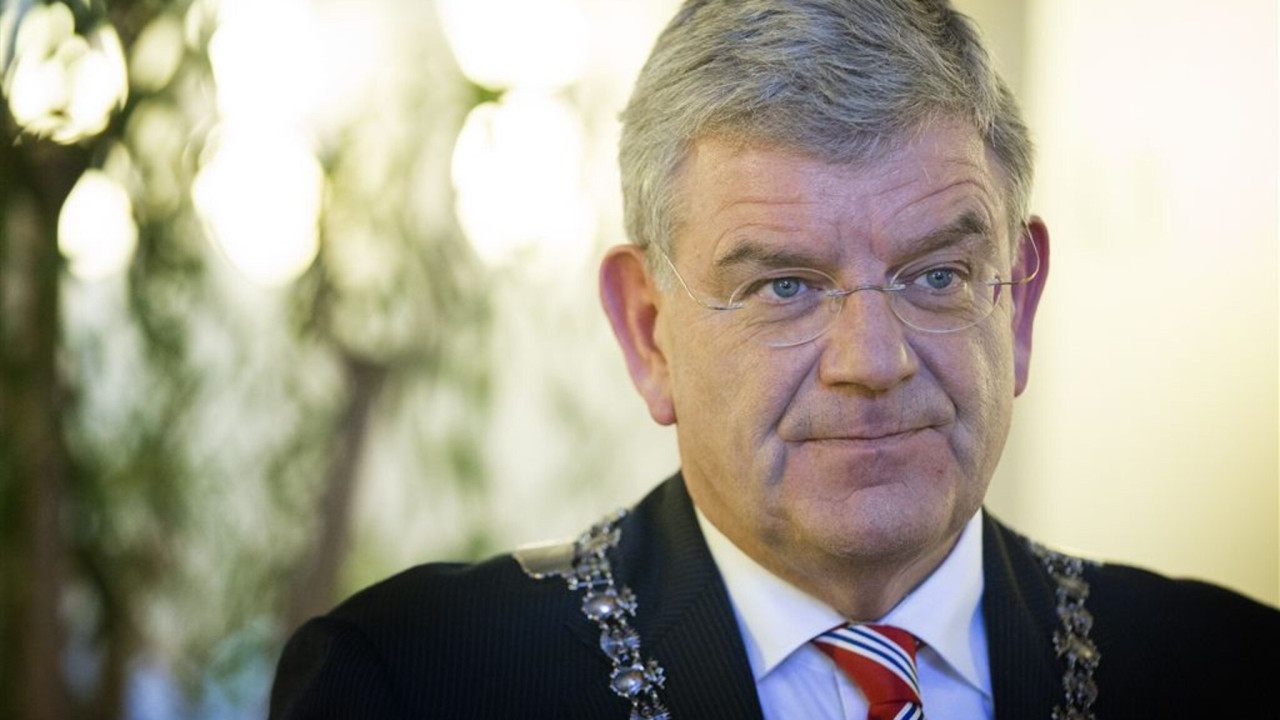 Jan van Zanen, alcalde de La Haya. Foto: X
